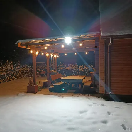 Feriehus Caloroczny, Drewniany Przy Lesie Prazmow